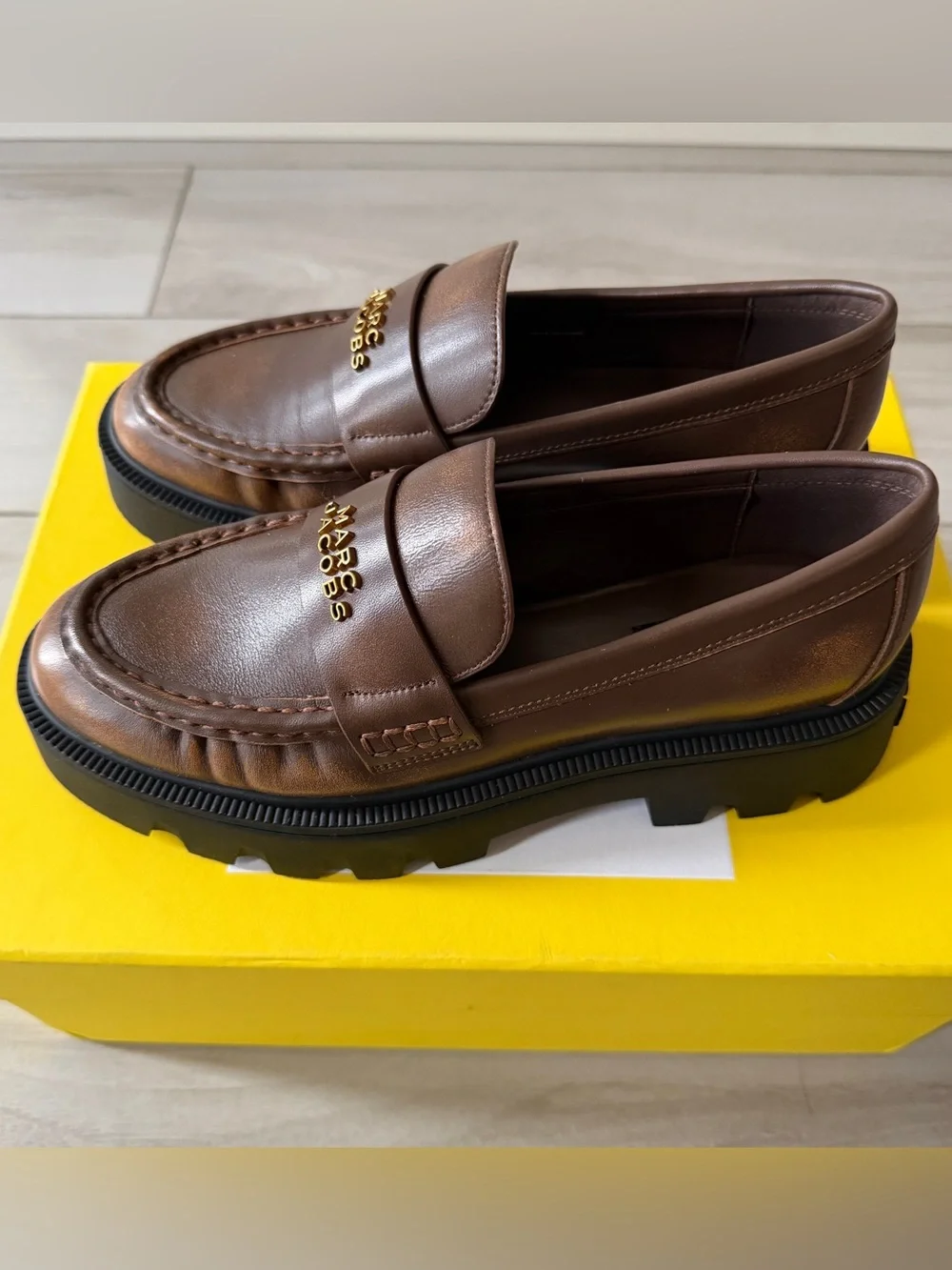 MARC JACOBS The Frankie Platform Loafer, Size 7US / 37EU